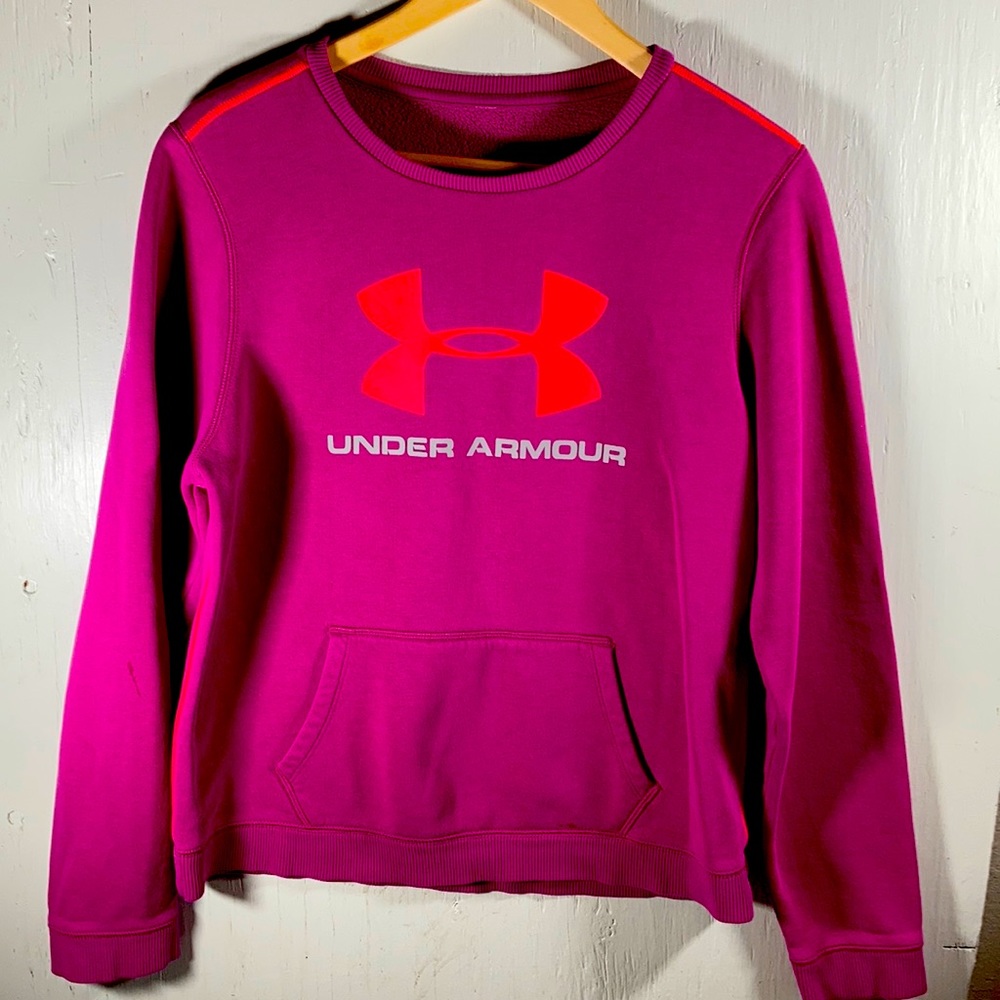 Under Armour sweatshirt size medium
